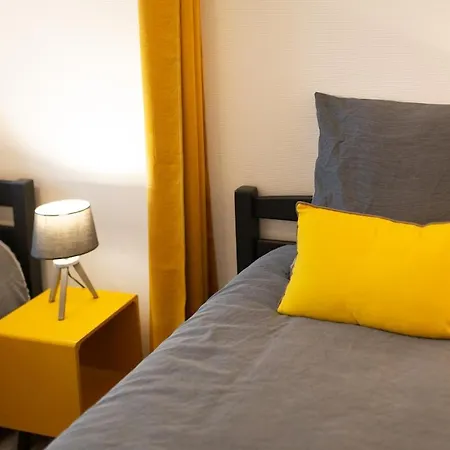 Apartment Proche Gare Et Prefecture Laval (Mayenne)